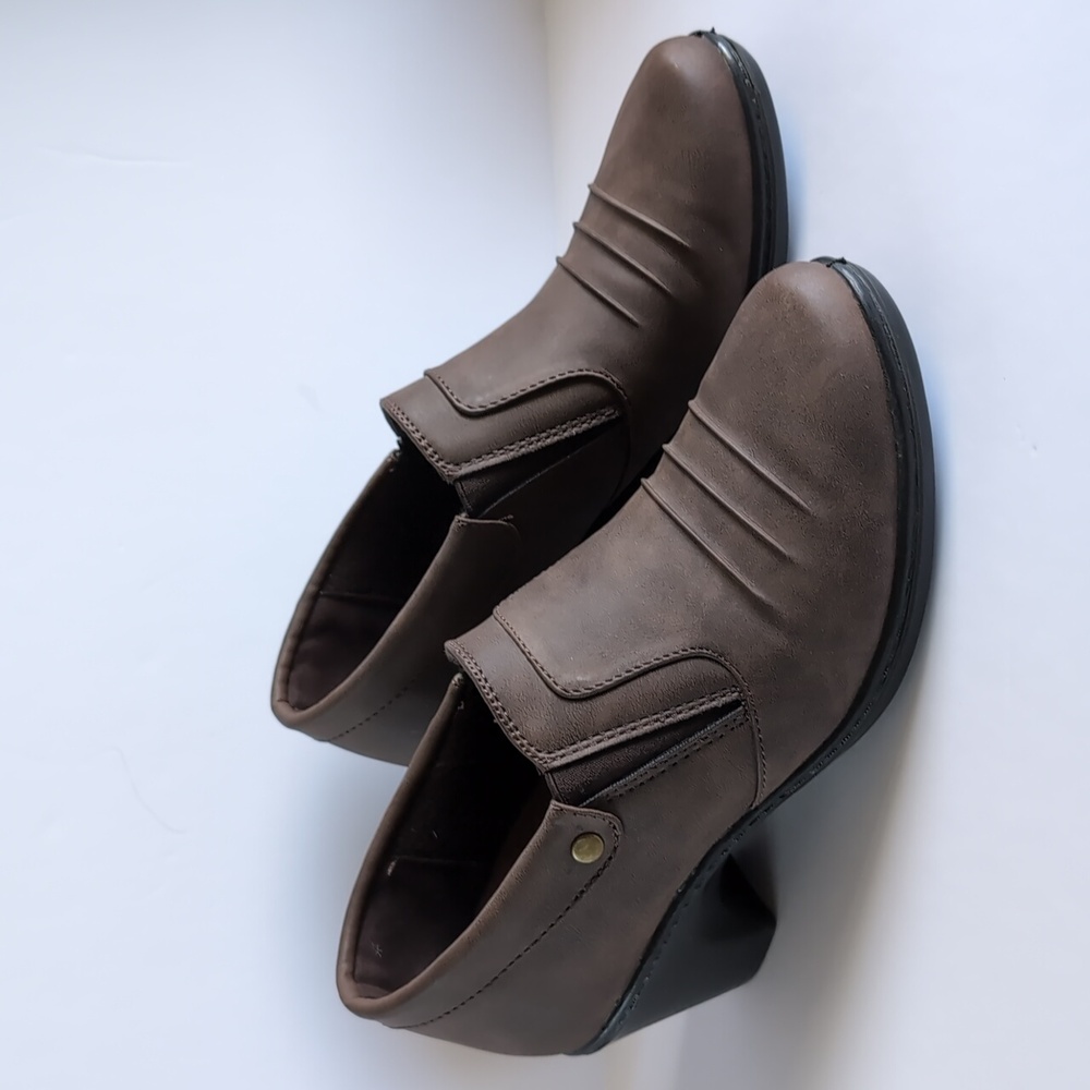Easy Street Bennett Woman's Ankle Bootie Shoe Heel